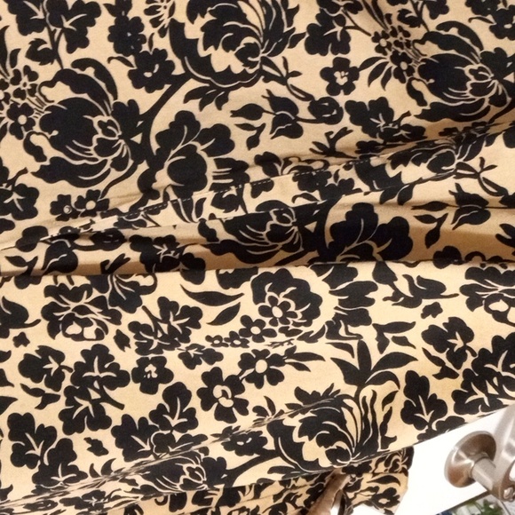 Xlarge R Q T jacket - Picture 3 of 9